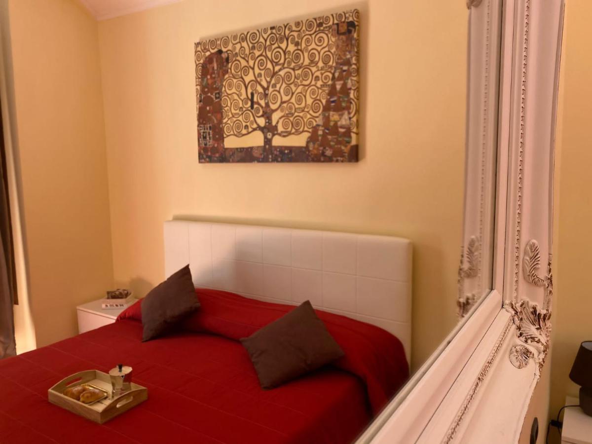 Home In Love: Vicoletto Dei Presepi Napoli Ngoại thất bức ảnh