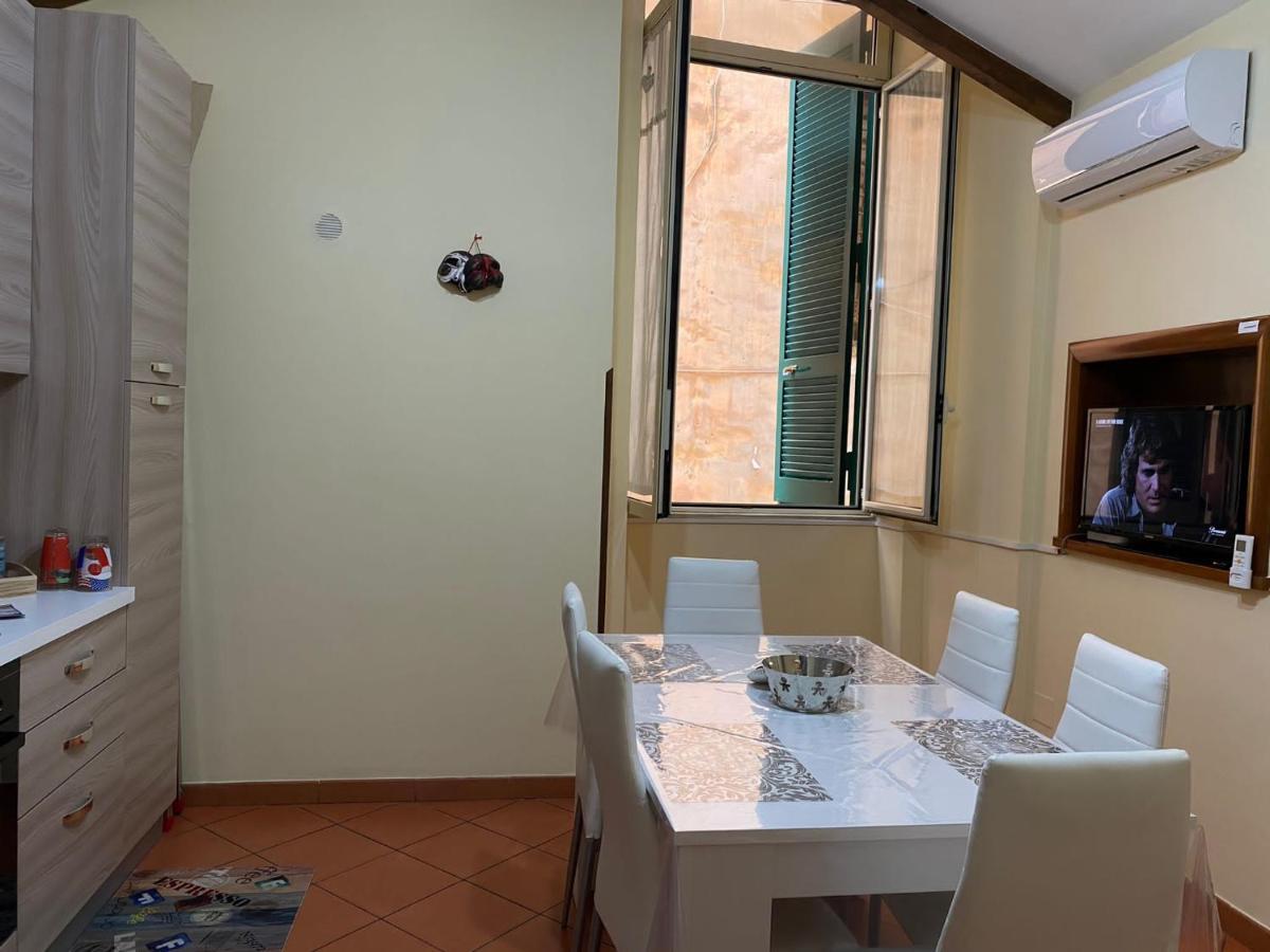 Home In Love: Vicoletto Dei Presepi Napoli Ngoại thất bức ảnh