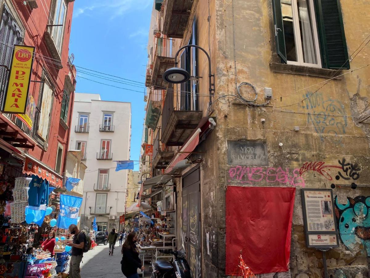 Home In Love: Vicoletto Dei Presepi Napoli Ngoại thất bức ảnh