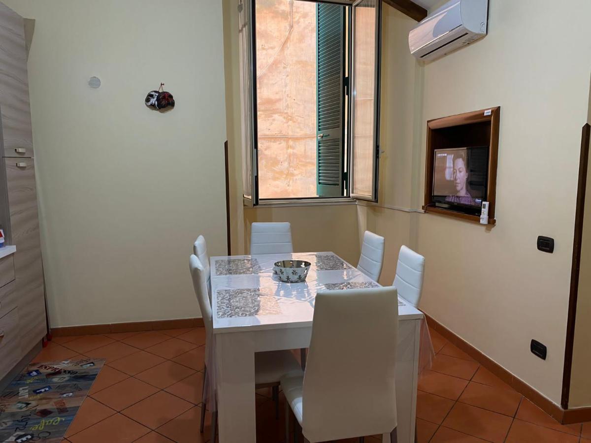 Home In Love: Vicoletto Dei Presepi Napoli Ngoại thất bức ảnh