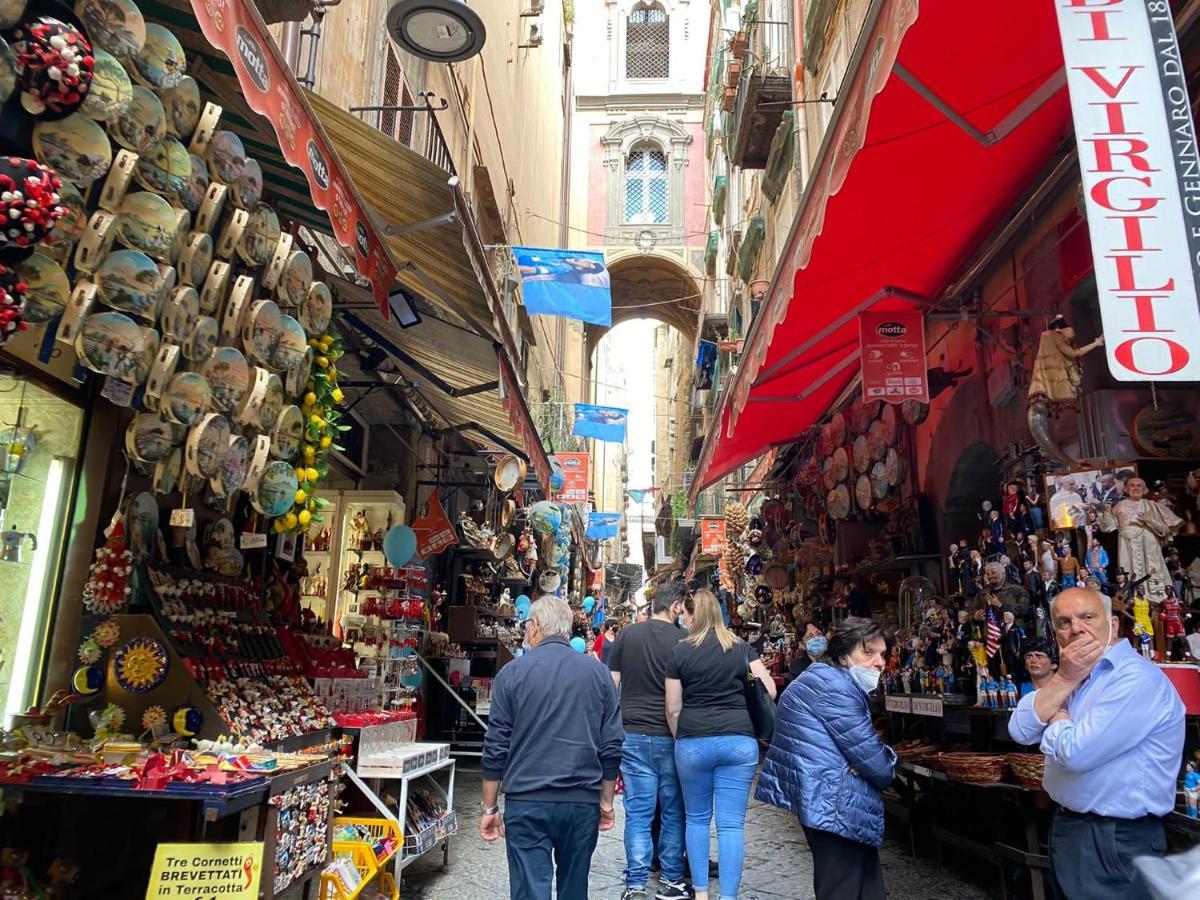 Home In Love: Vicoletto Dei Presepi Napoli Ngoại thất bức ảnh
