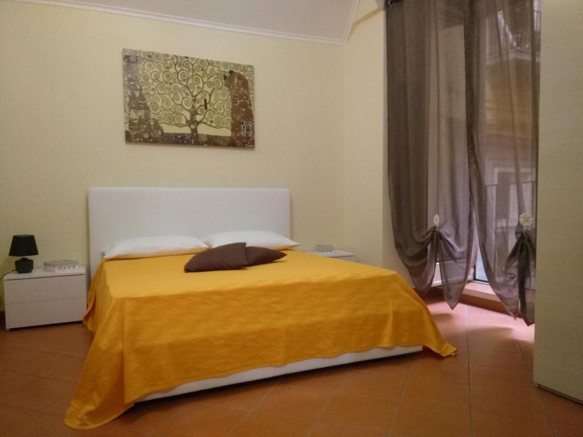 Home In Love: Vicoletto Dei Presepi Napoli Ngoại thất bức ảnh